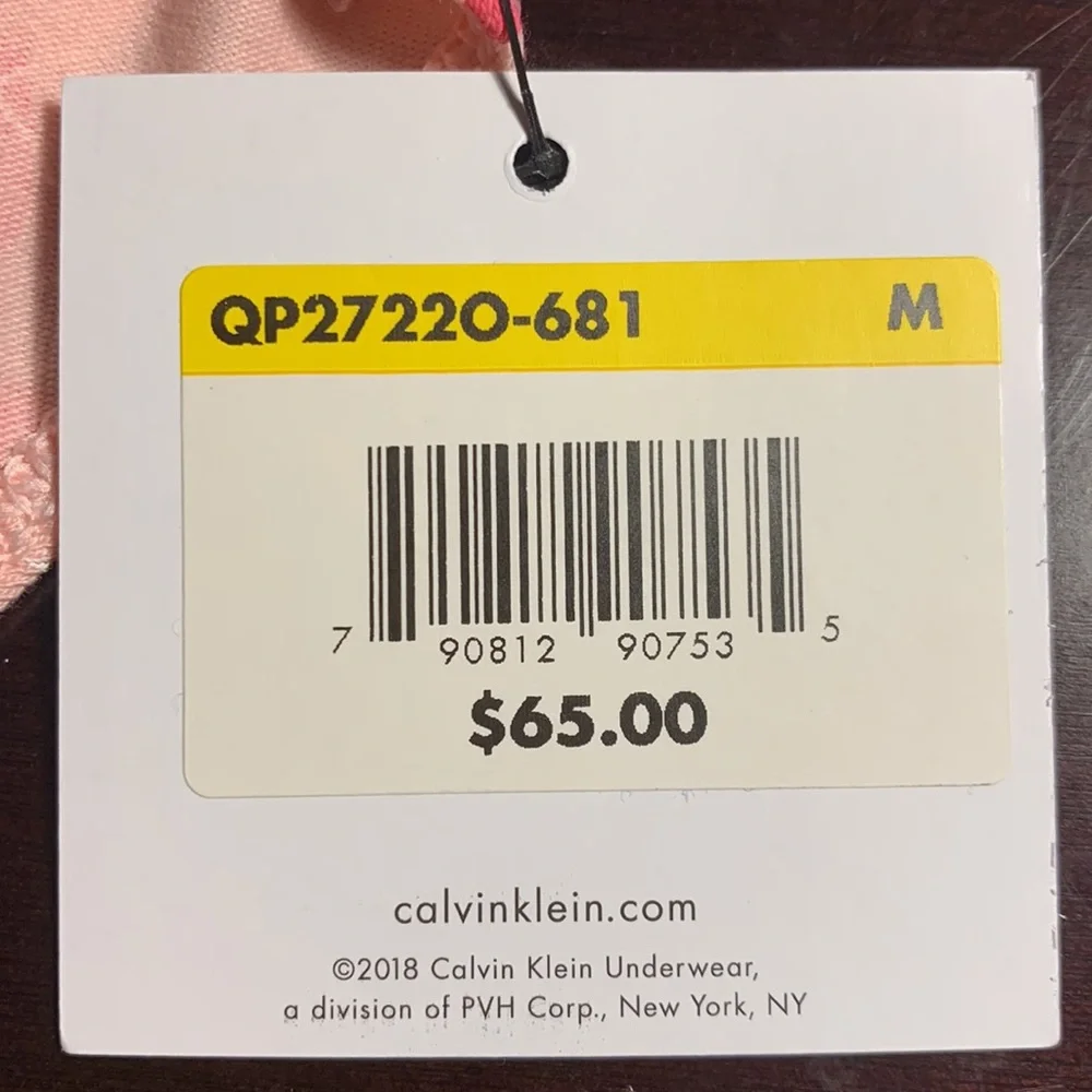 Size medium and large Calvin Klein Valentine’s Day bikini 5 pack - Picture 3 of 4